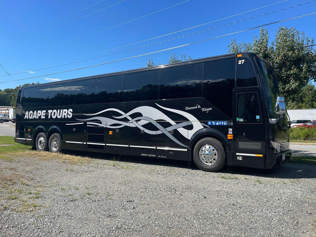Touring coach &mdash; flame graphics