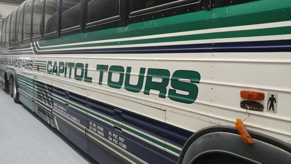 Motorcoach with painted stripe livery