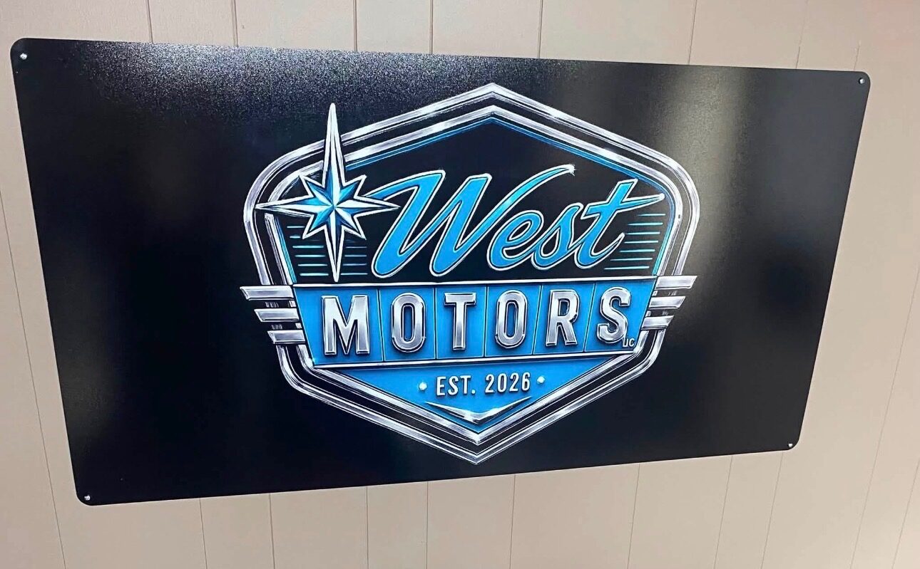 Custom dimensional business sign panel